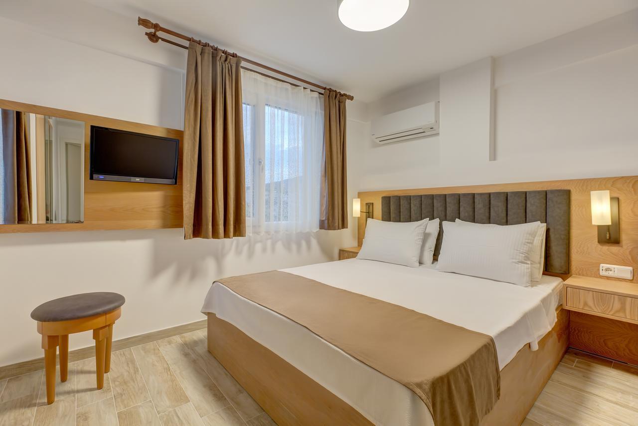 บาร์บูน ปันซิยอน Apartment Mordogan ภายนอก รูปภาพ